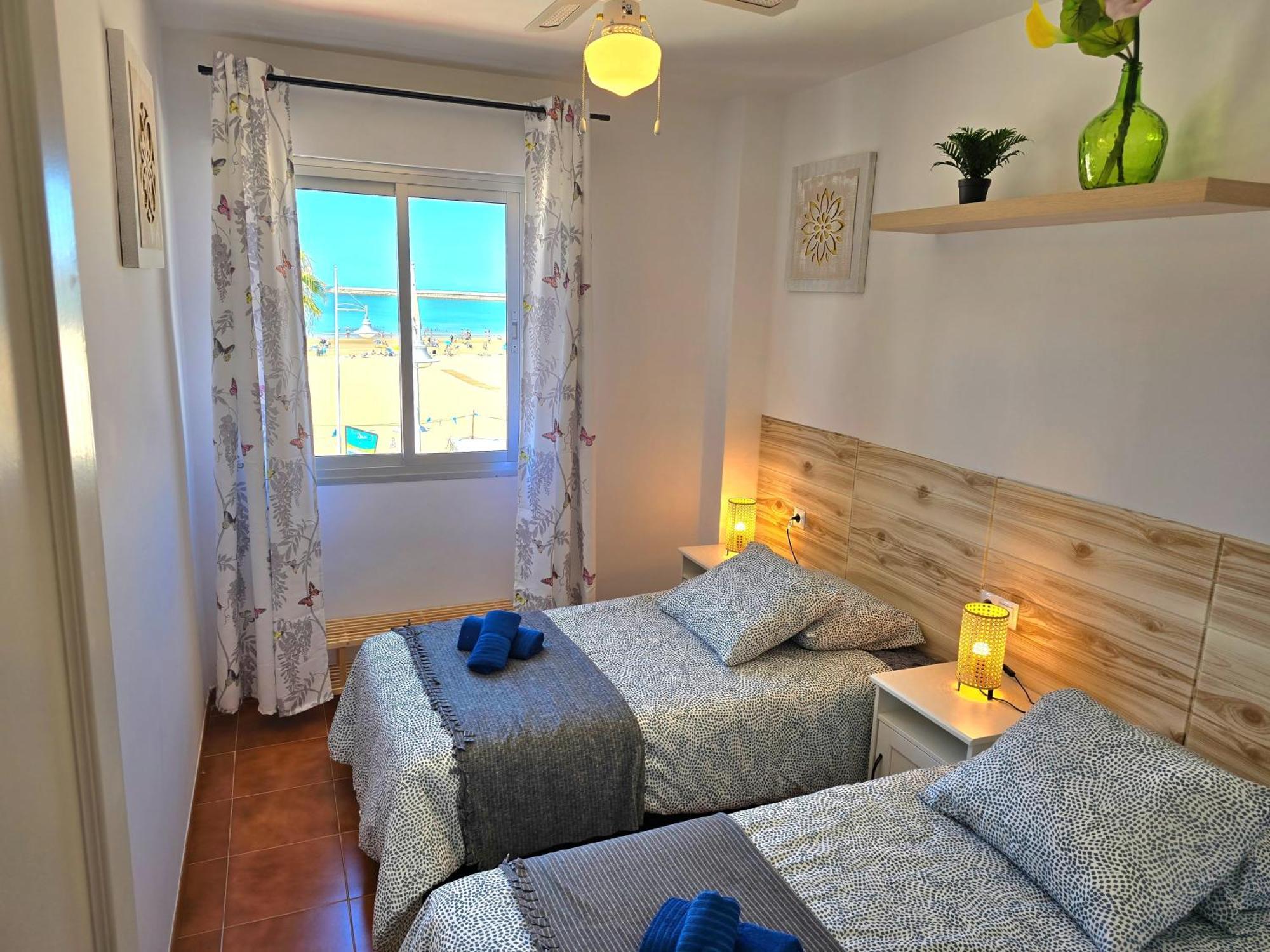 Beachfront Duplex 1ª Linea & Terraces Oceanfront เอลปูแอร์โต เด ซานตามาริอา ภายนอก รูปภาพ